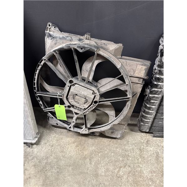 Bosch engine cooling fan assembly