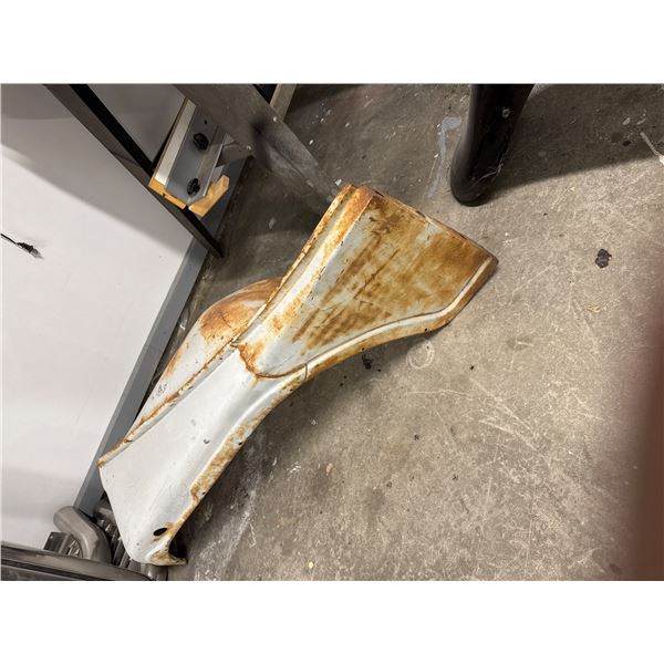 Mid 70 left front fender jeep cj 5 fits both jeep CJ5