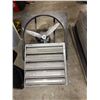 Image 1 : 2 foot electric fan with shutters