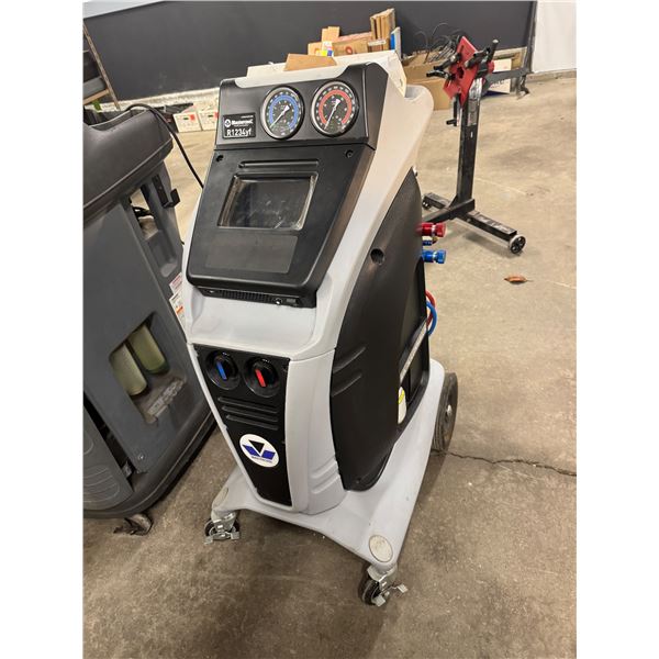 Master oil R1234yf like new used 2x