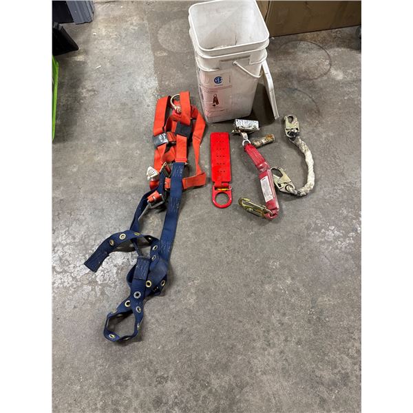 Body harness, safety gear, and rope