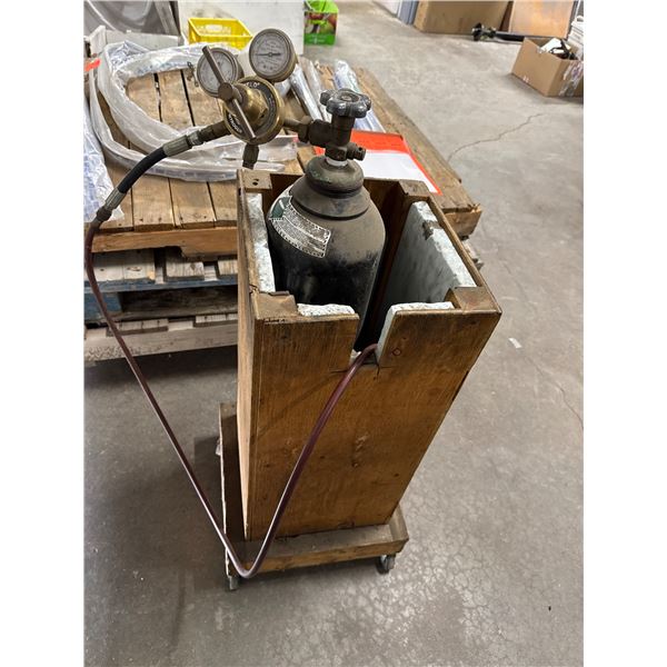 Tank with guages nitrogen