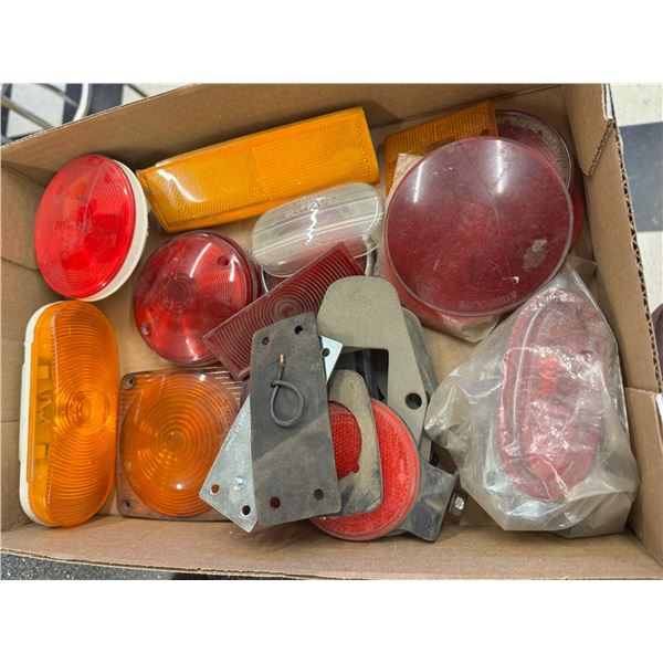 Trailer lights and reflectors