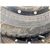 Image 6 : Tires 06 350 LT 285/75R 17