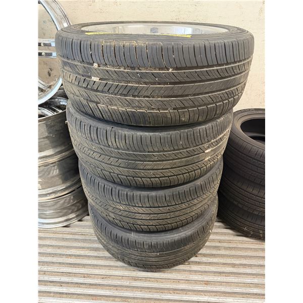 Tires 285/45R 20 2114H 2002 navigator