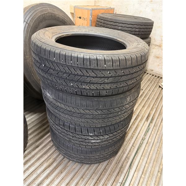 TOYO tires 225/60 R 17  99H M + S