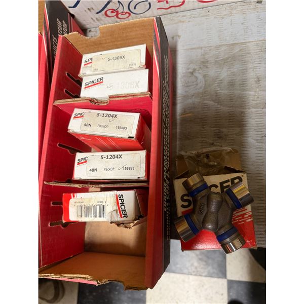 Drivetrain component U joints