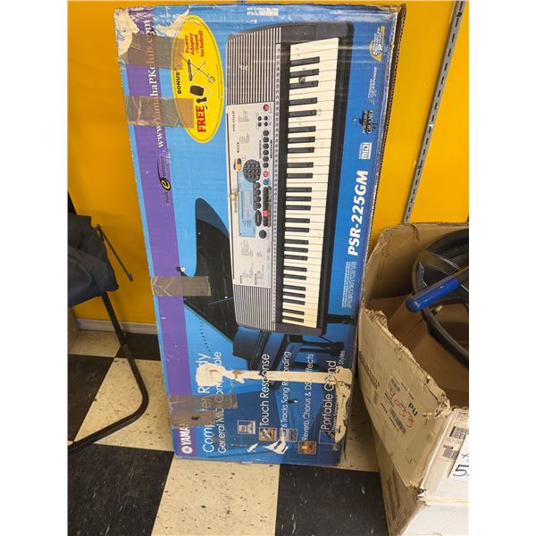 Yamaha keyboard PSR – 225GM