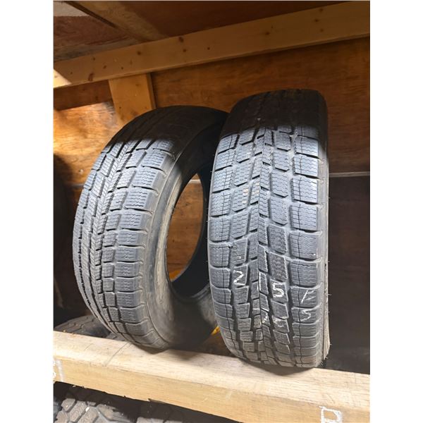 2 Firestone tires 215/70 R 1598 HMNS