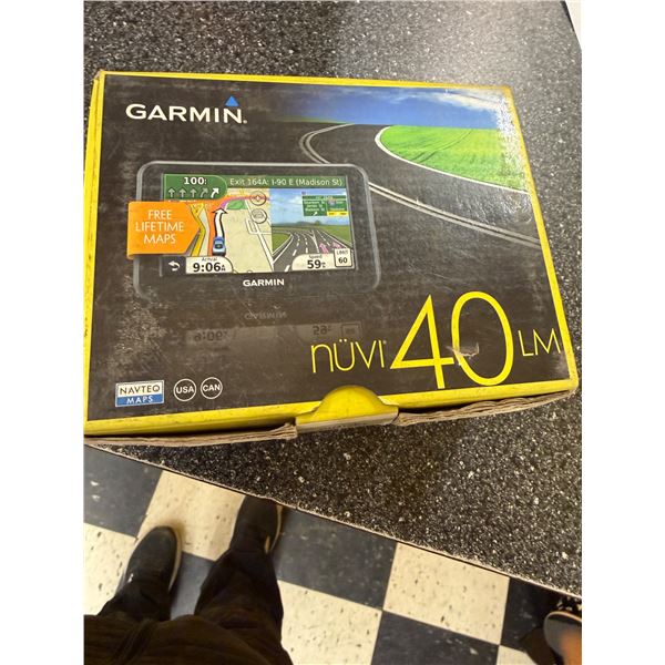 Garmin NUVI  40 LM
