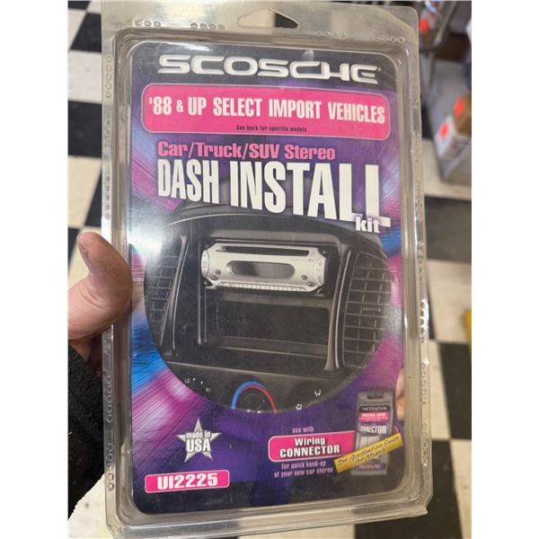 SCOSCHE 88 and up car/truck/SUV stereo – install kit