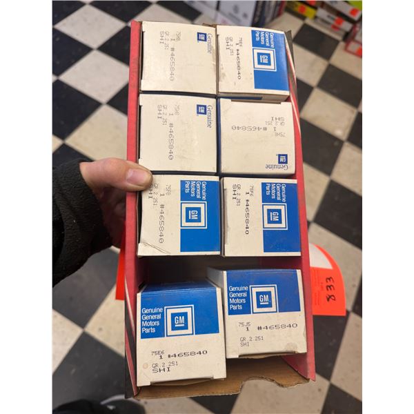 Spark plug heat shield