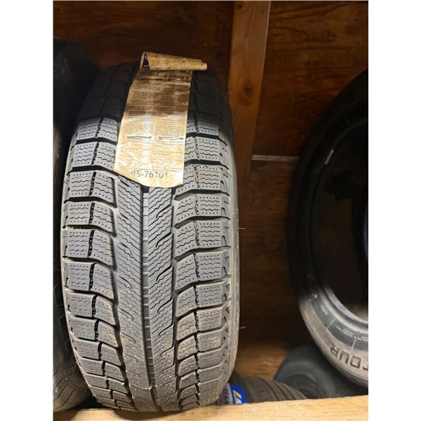 Michelin X – ice 215/65R 1596T