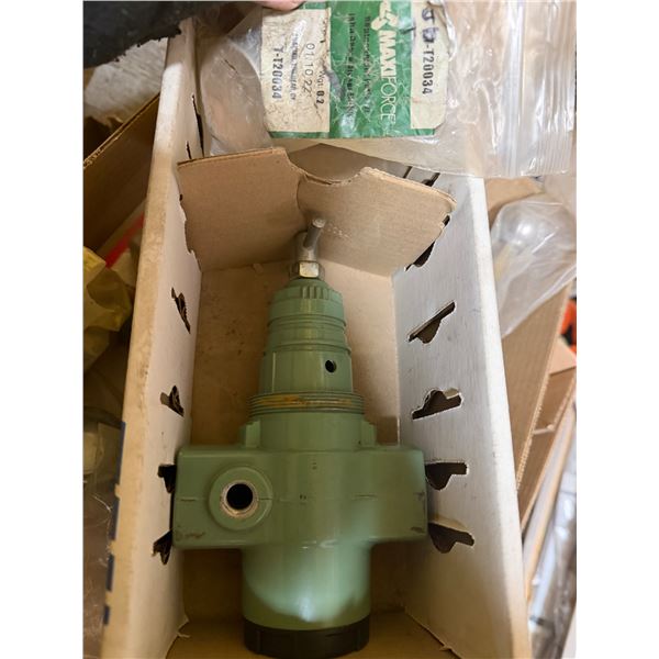 High-pressure regulator