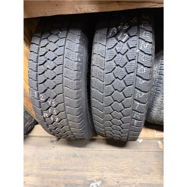 TOYO tires 245/75R17