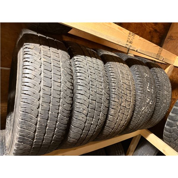 5 Michelin tires 245/75R 17