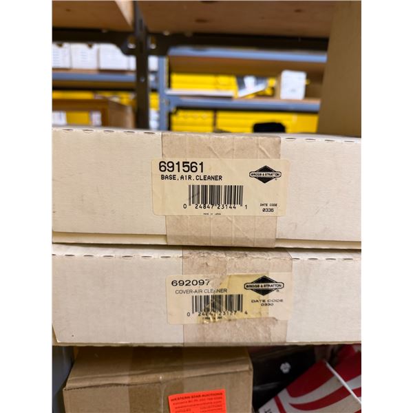 Briggs and Stratton base air cleaners