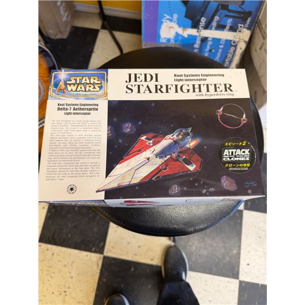 Star Wars starfighter Jedi model