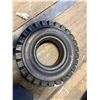 Image 1 : 2 Westlake tires CL619