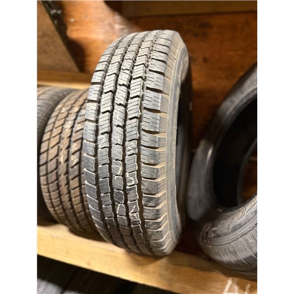 Michelin tire 225/75R 16