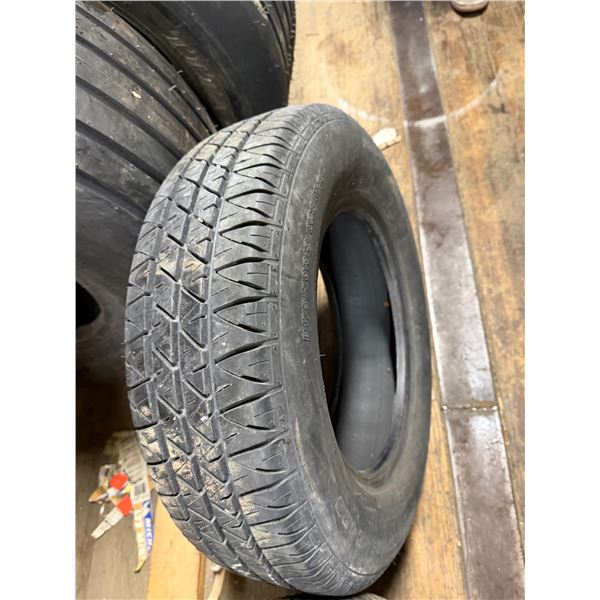 Single tire Bridgestone 175/70 R 13