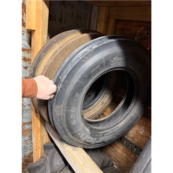 2 tractor tires