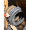 Image 1 : 2 tractor tires