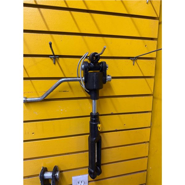 rear 3 point hitch leveling arm