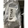 Image 4 : Titan Performance Products Lightweight All-Weather Car Cover for 200-Inch Sedans