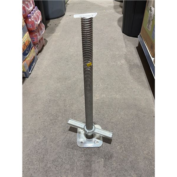 MetaSteel 24-Inch Leveling Jacks with Plates