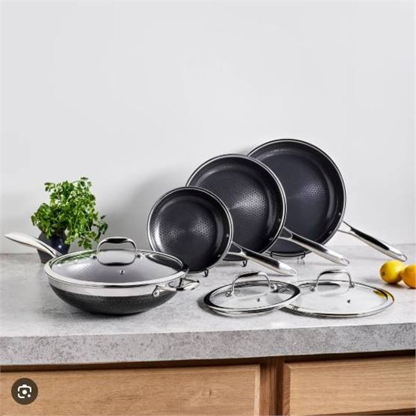 HexClad 7-Piece Cookware Set With Hybrid Technology