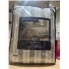 Image 2 : Comfy Bamboo Wood Queen Graham Comforter Set, 7 Pieces