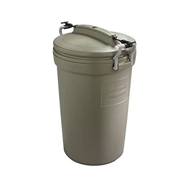 Rubbermaid 121L 32-Gallon Animal Stopper Refuse Container