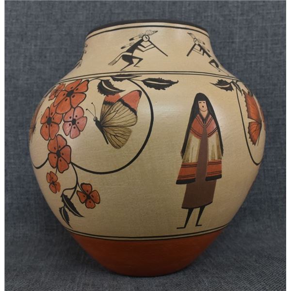 ZIA POTTERY VASE ( ELIZABETH & MARCELLUS MEDINA)