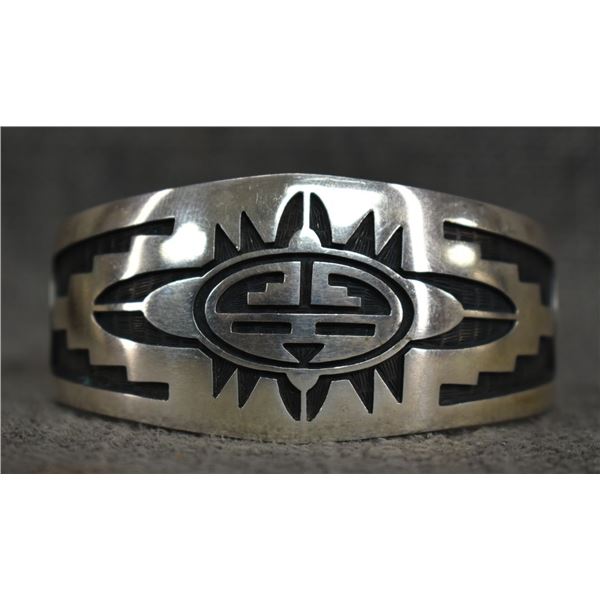 HOPI BRACELET (SIGNED)