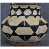 Image 11 : SANTO DOMINGO POTTERY BASKETRY OLLA
