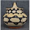 Image 4 : SANTO DOMINGO POTTERY BASKETRY OLLA