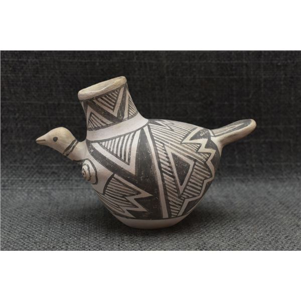 LAGUNA POTTERY BIRD EFFIGY (MICHAEL KANTEENA)
