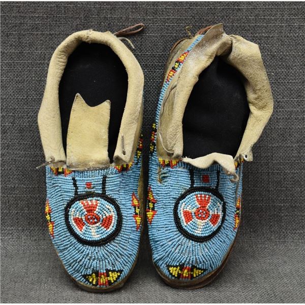 COMANCHE BEADED MOCCASINS