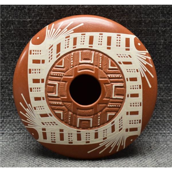 MATA ORTIZ POTTERY SEED JAR (SIGNED)
