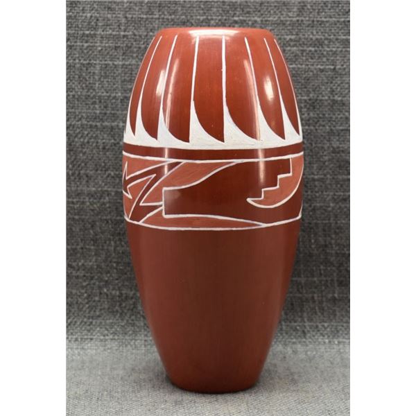 SANTA CLARA POTTERY VASE (CAMILLE MOQUINO)