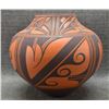 Image 4 : ZUNI POTTERY OLLA (AVELIA AND ANDERSON PEYNETSA)