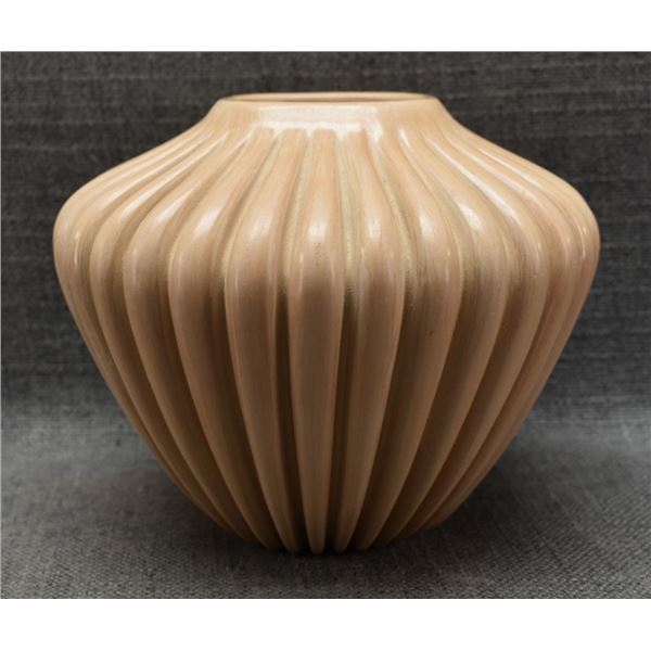 JEMEZ POTTERY JAR (GORDON FOLEY)