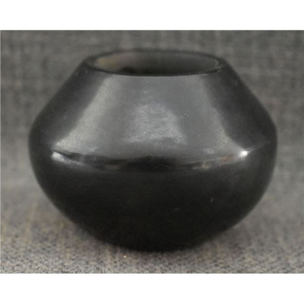 SAN ILDEFONSO POTTERY BOWL (SANTANA ADAM)