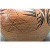 Image 8 : HOPI POTTERY JAR (ADELLE NAMPEYO)