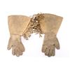 Image 3 : Beaded Gauntlets
