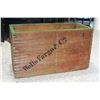 Image 3 : Wells Fargo Shipping Box