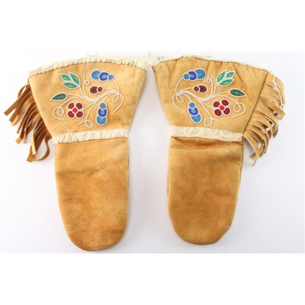 Beaded Cree Mittens