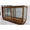 Image 2 : Large Display Case