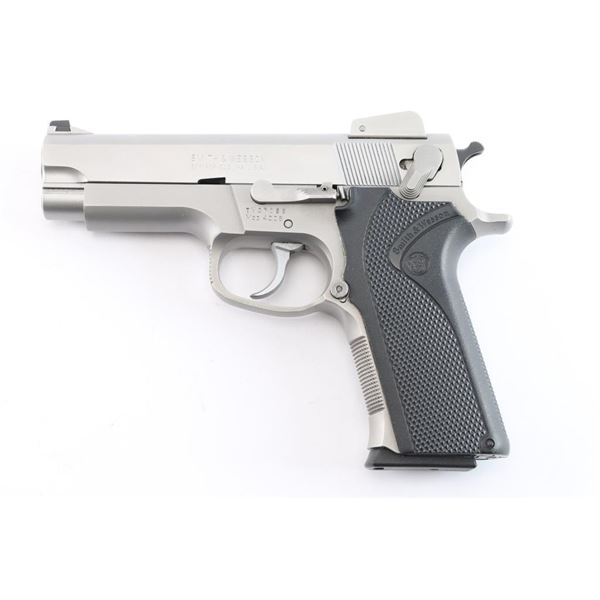 Smith & Wesson Model 4006 .40 S&W #TVC7095